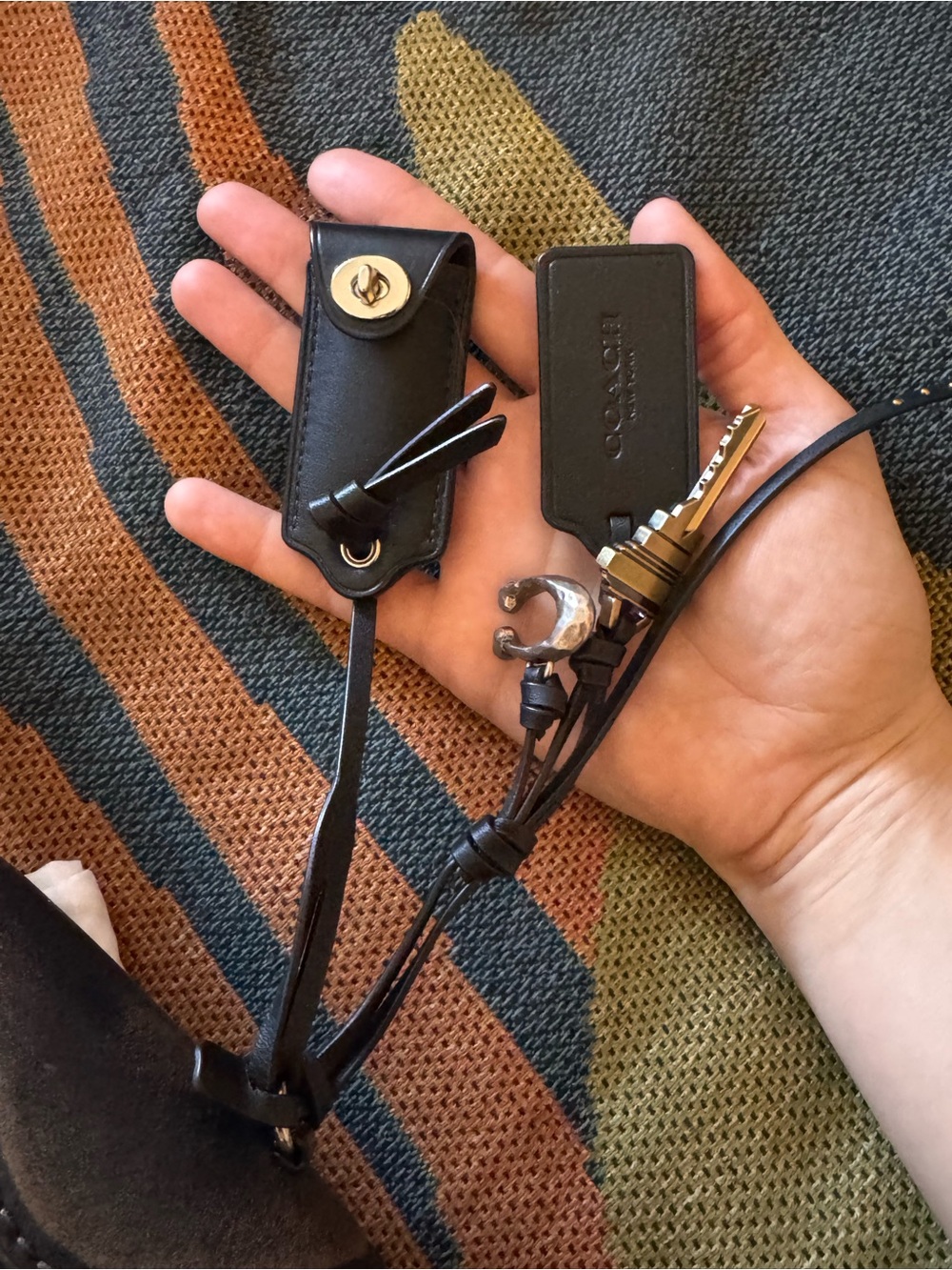 🖤Coach Brooklyn 28 in Loved Leather || NOW DISCONTINUED!🖤 - Picture 13 of 15
